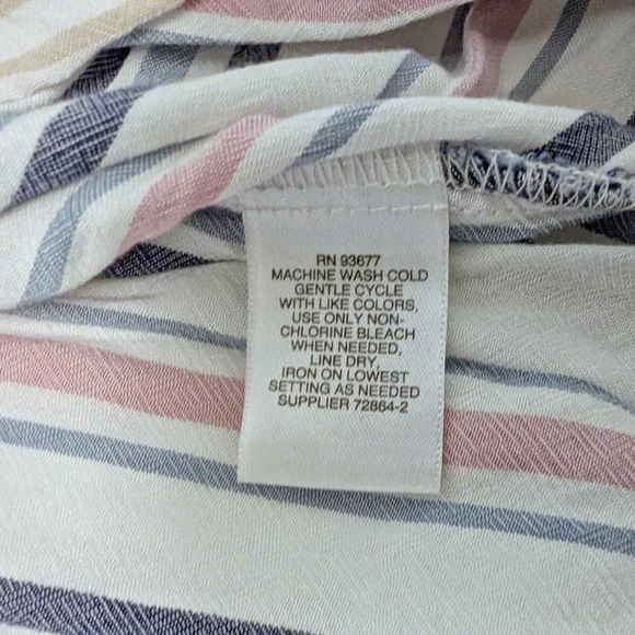 LIZ CLAIBORNE Wrap Blouse Sleeveless Striped White Blue Blush Crossover Medium - Picture 8 of 11